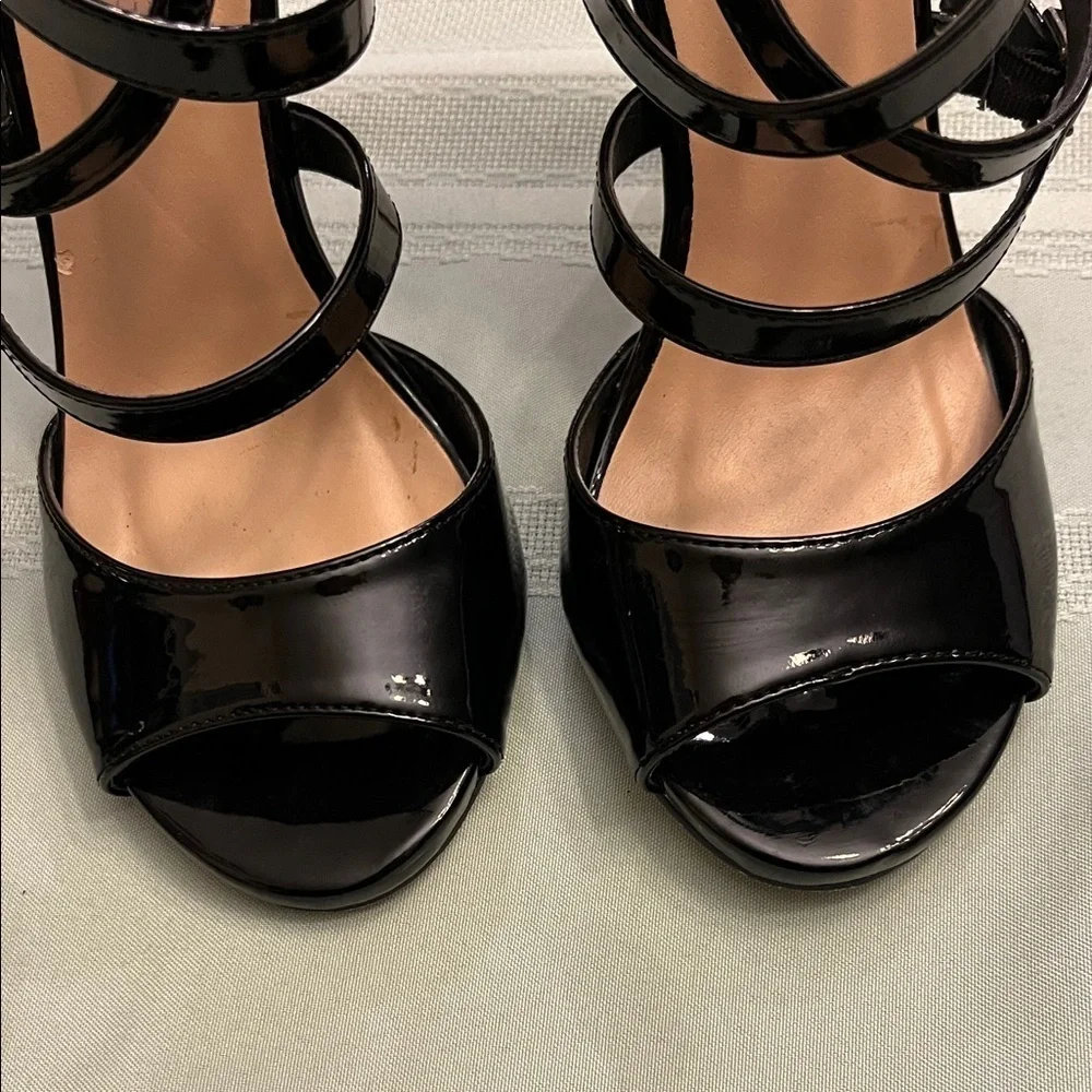 Shoe Dazzle Glossy Black Strappy Heels Size 6.5